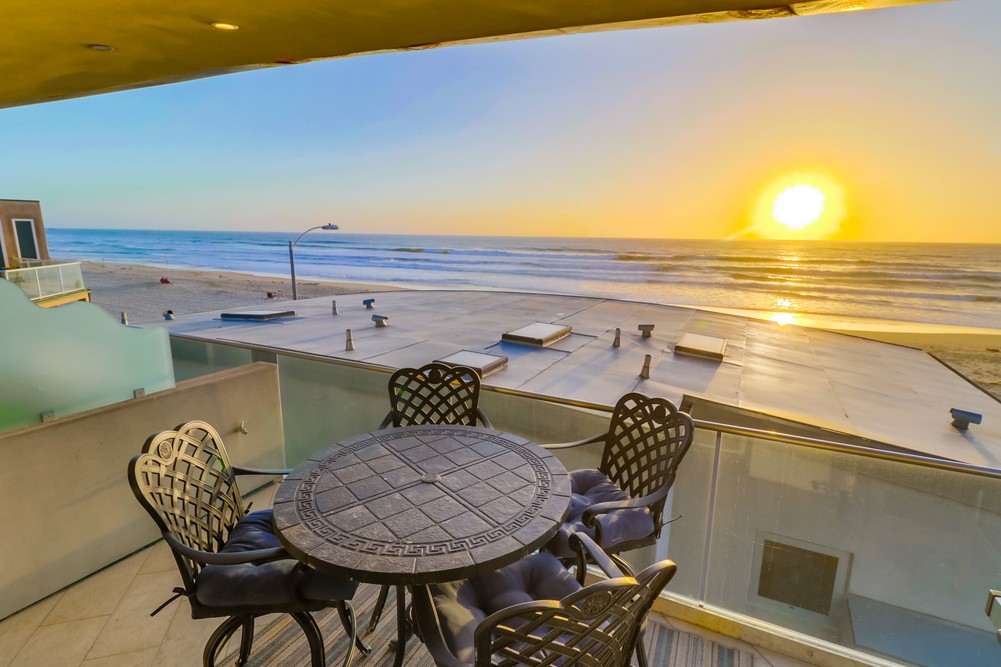 Virtual tour photo 44 of 81 for 3786 Strandway #2