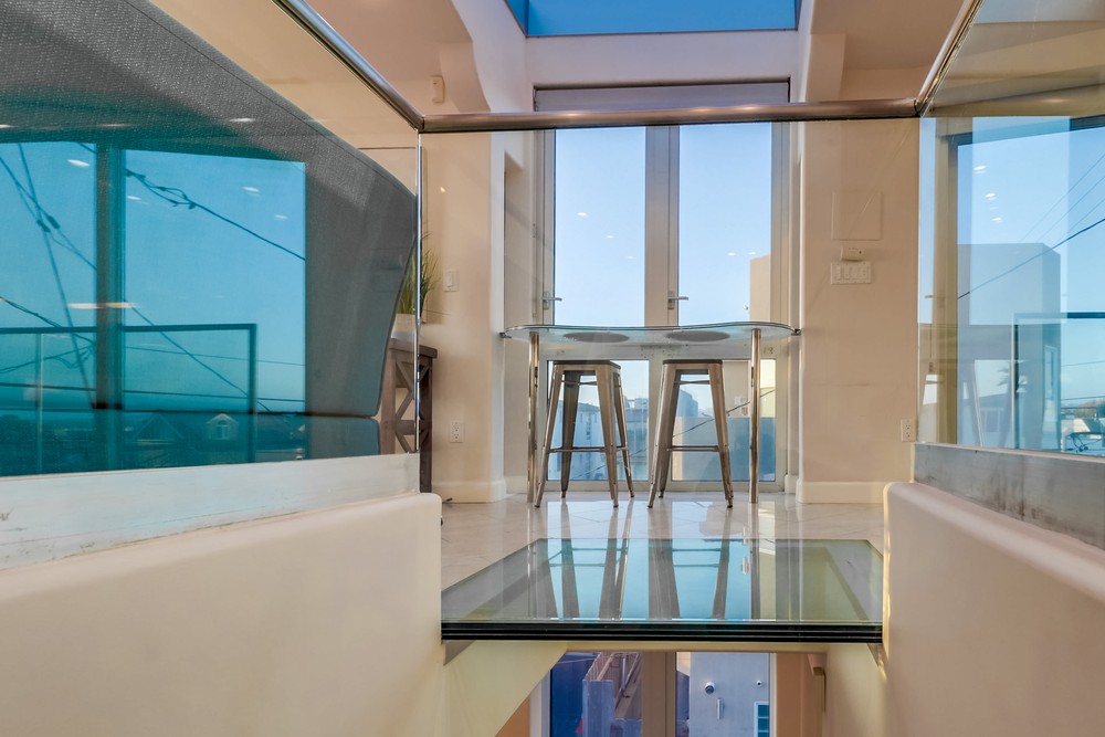 Virtual tour photo 50 of 81 for 3786 Strandway #2