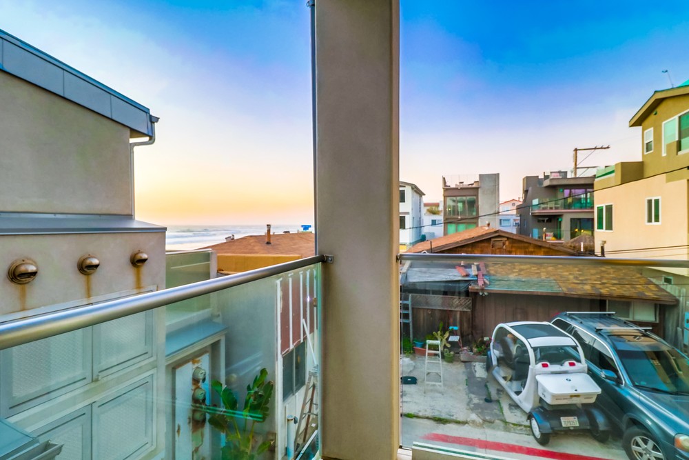 Virtual tour photo 59 of 81 for 3786 Strandway #2