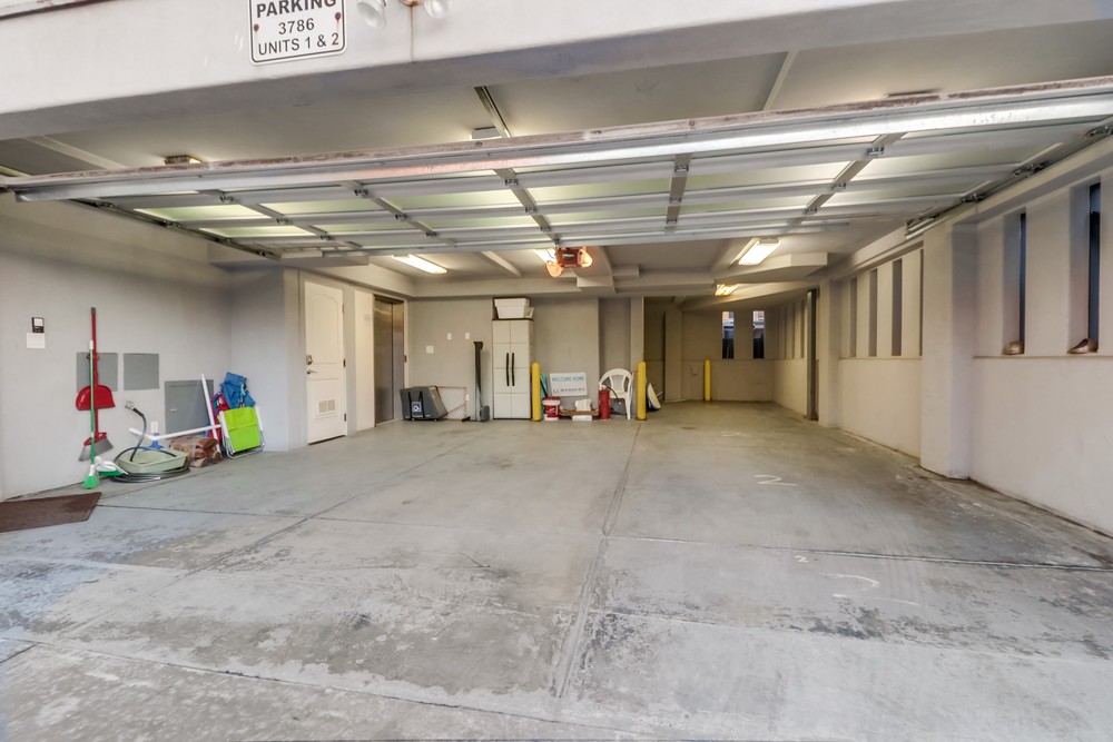 Virtual tour photo 74 of 81 for 3786 Strandway #2