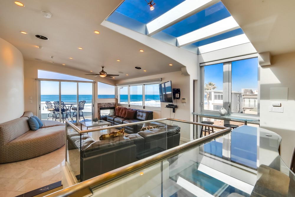 Virtual tour photo 15 of 61 for 3786 Strandway #2