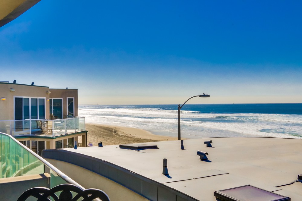 Virtual tour photo 21 of 61 for 3786 Strandway #2