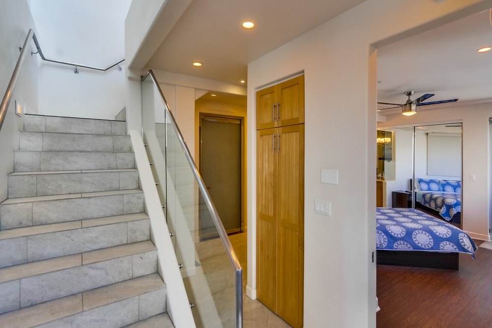 Virtual tour photo 38 of 61 for 3786 Strandway #2