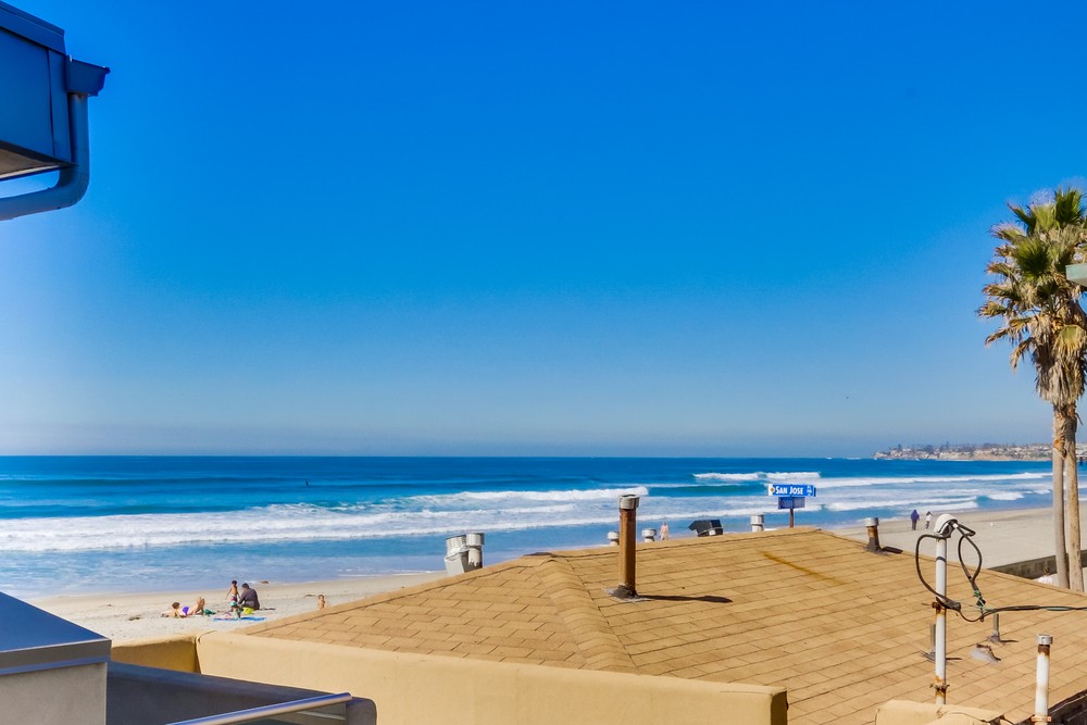 Virtual tour photo 46 of 61 for 3786 Strandway #2
