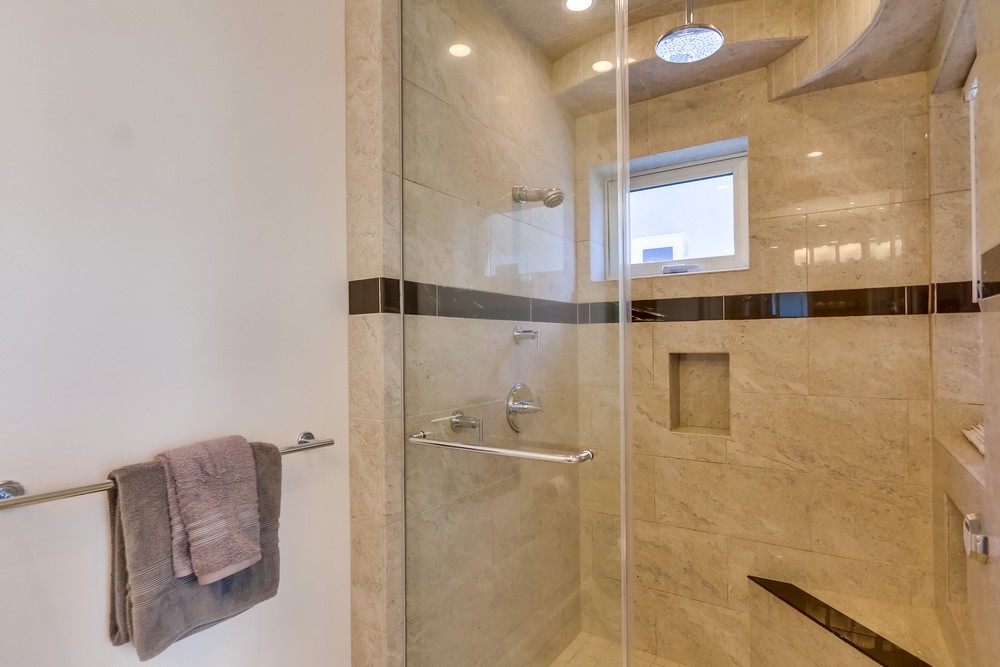Virtual tour photo 49 of 61 for 3786 Strandway #2