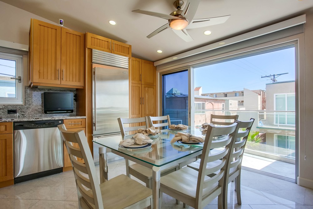 Virtual tour photo 15 of 61 for 3786 Strandway