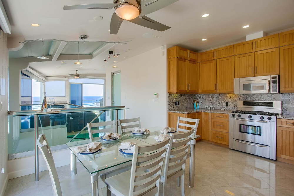 Virtual tour photo 17 of 61 for 3786 Strandway