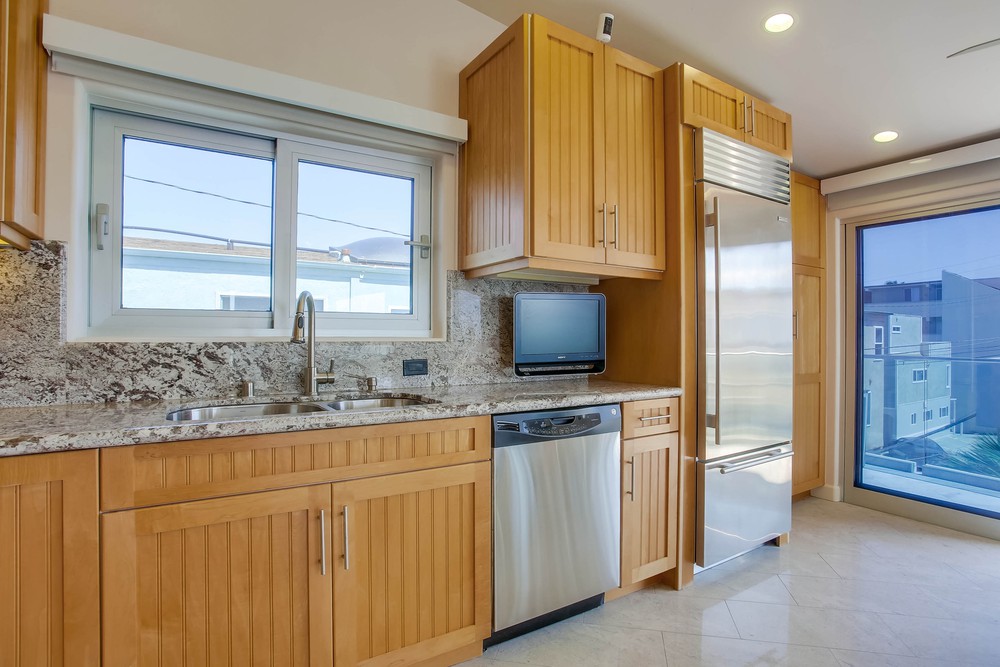 Virtual tour photo 20 of 61 for 3786 Strandway