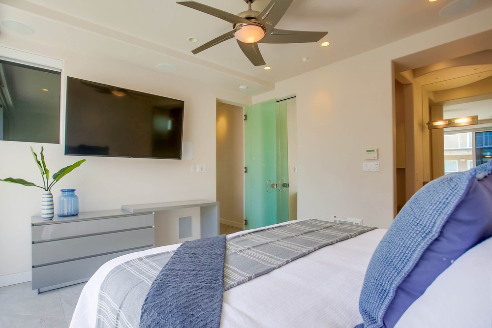 Virtual tour photo 37 of 61 for 3786 Strandway