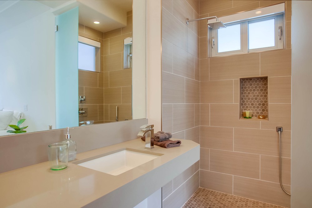 Virtual tour photo 39 of 61 for 3786 Strandway