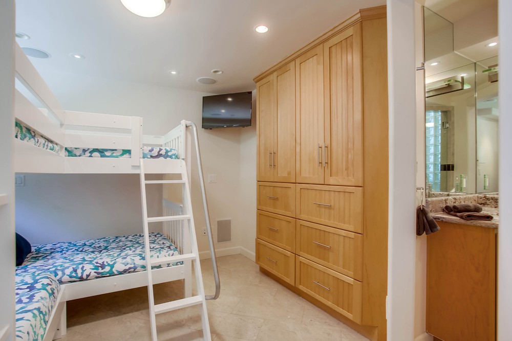 Virtual tour photo 43 of 61 for 3786 Strandway