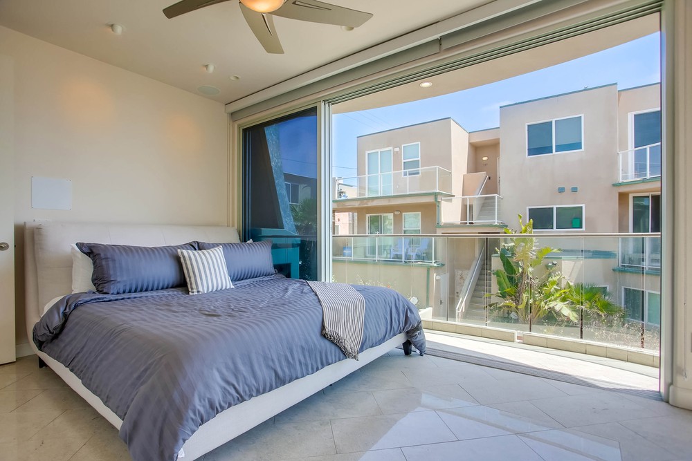 Virtual tour photo 50 of 61 for 3786 Strandway