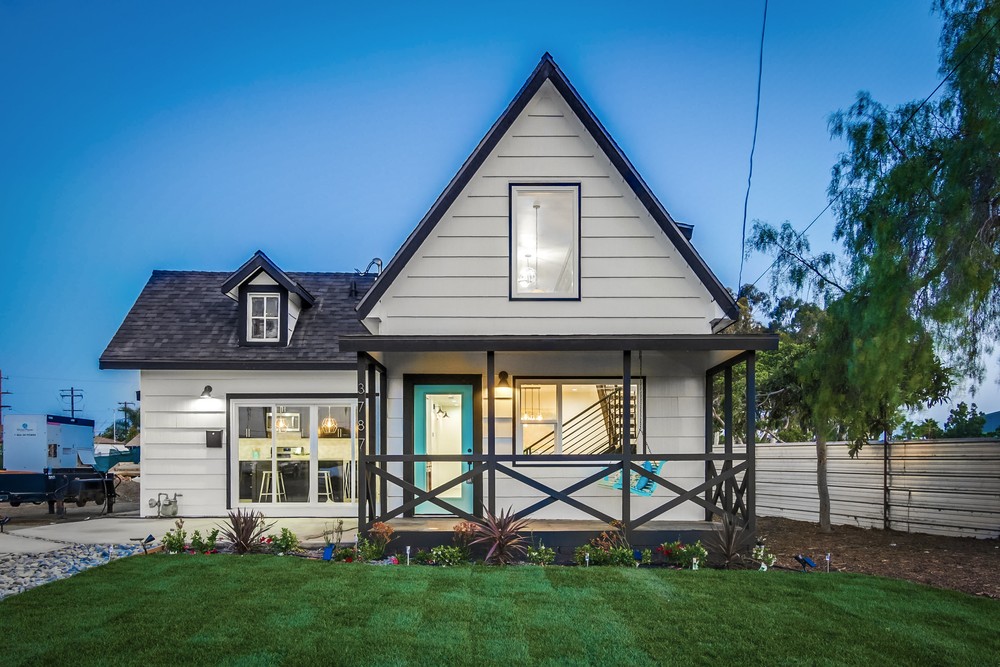 Virtual tour photo 4 of 44 for 3787 Broadway