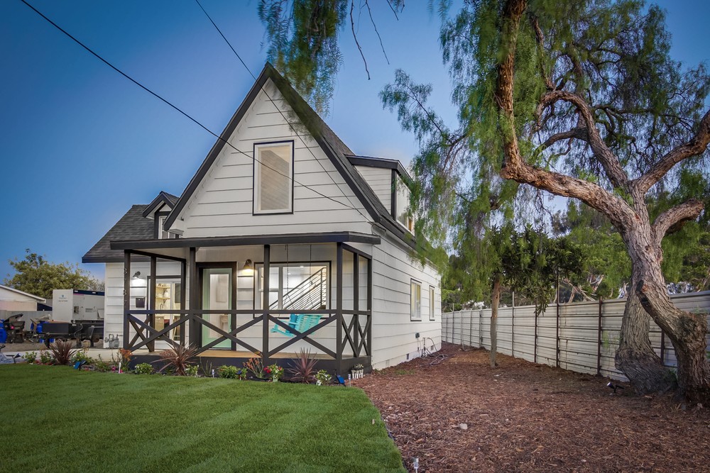 Virtual tour photo 8 of 44 for 3787 Broadway