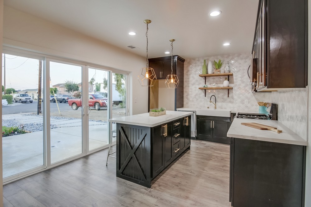 Virtual tour photo 14 of 44 for 3787 Broadway