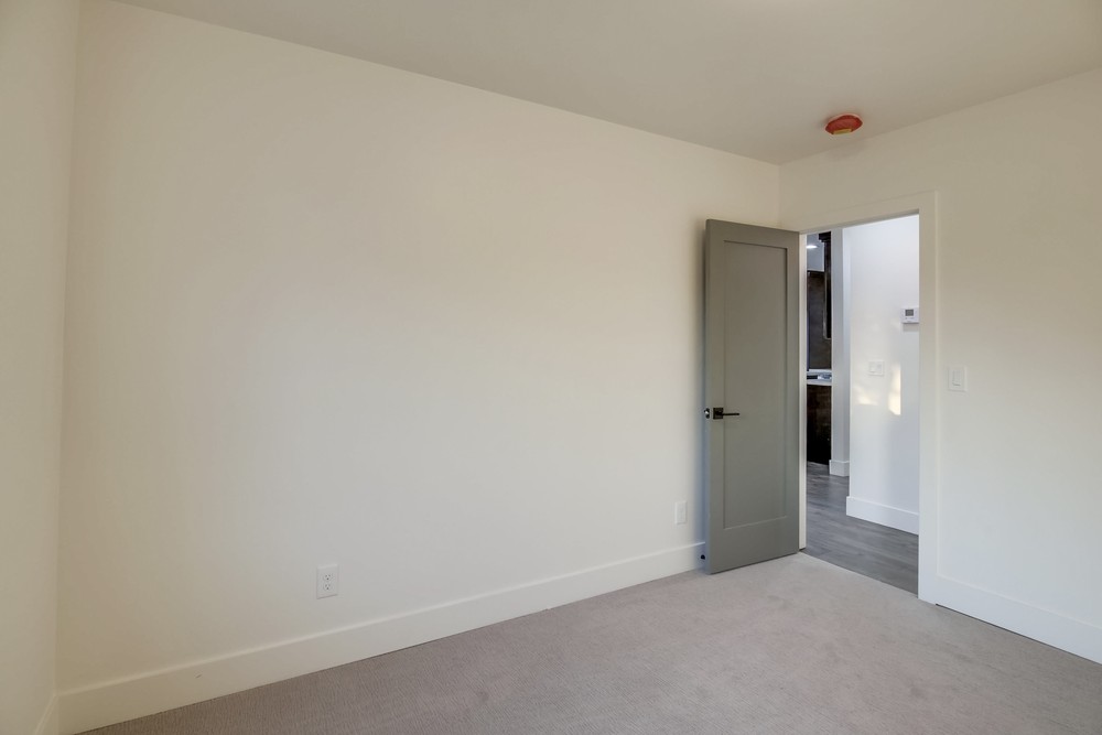 Virtual tour photo 29 of 44 for 3787 Broadway