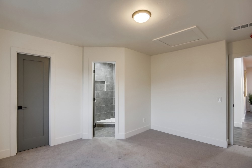 Virtual tour photo 35 of 44 for 3787 Broadway
