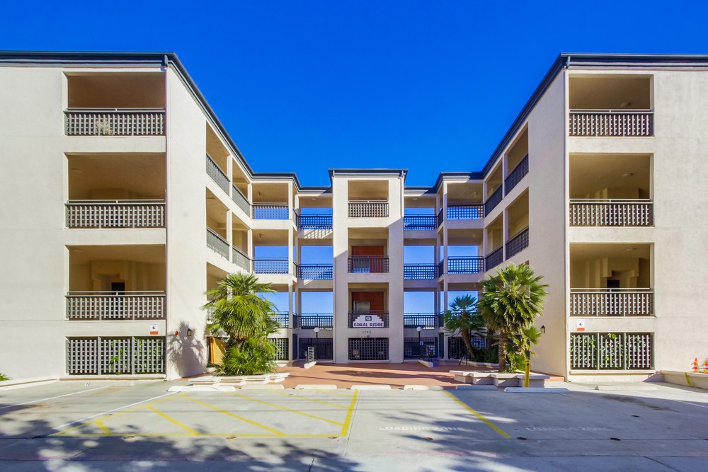 Virtual tour photo 1 of 32 for 3790 Florida St UNIT C219