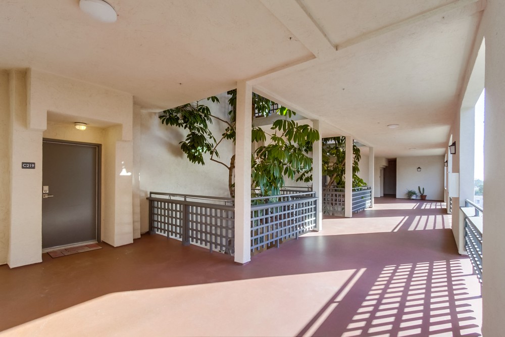 Virtual tour photo 4 of 32 for 3790 Florida St UNIT C219