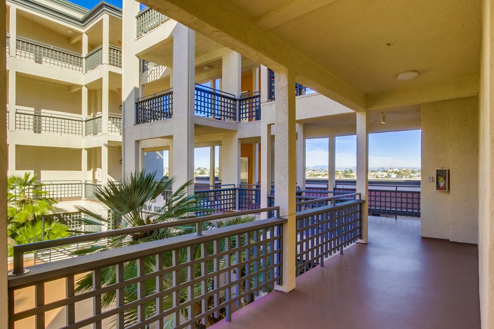 Virtual tour photo 5 of 32 for 3790 Florida St UNIT C219