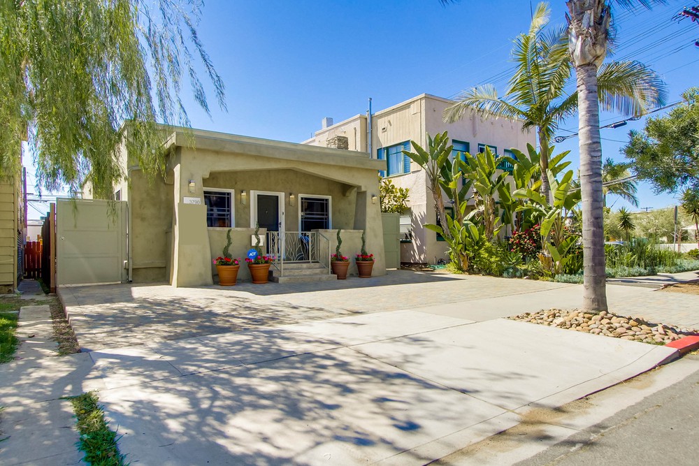Virtual tour photo 3 of 61 for 3790 Third Ave