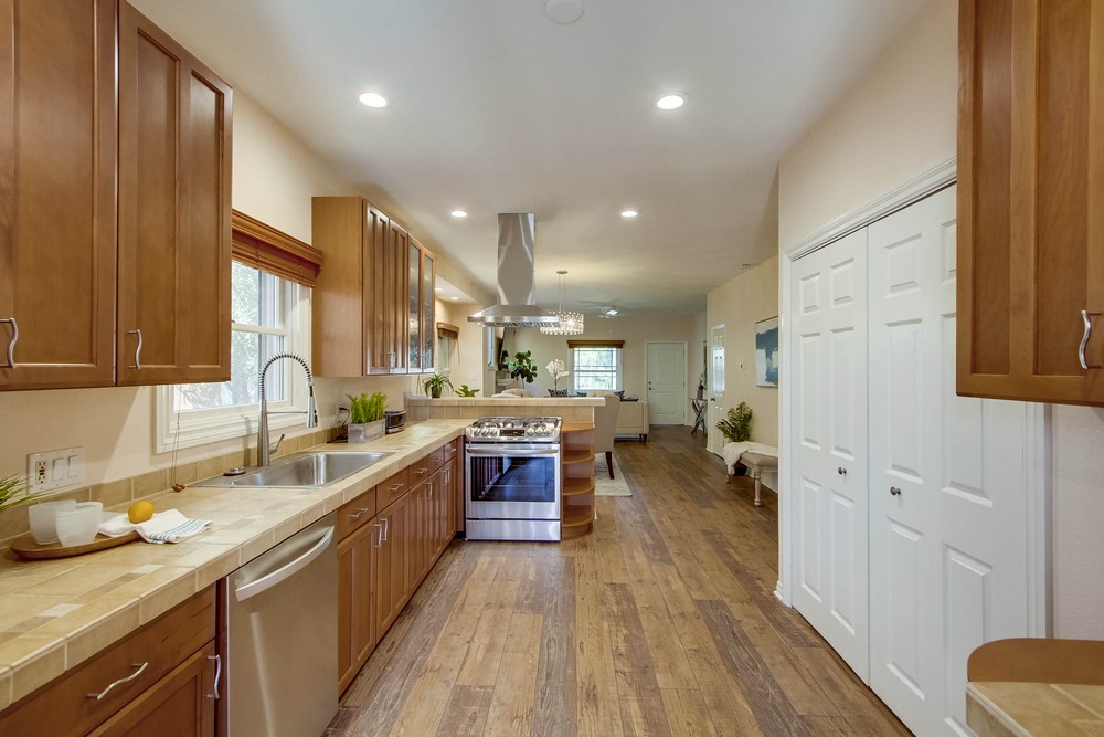 Virtual tour photo 31 of 61 for 3790 Third Ave