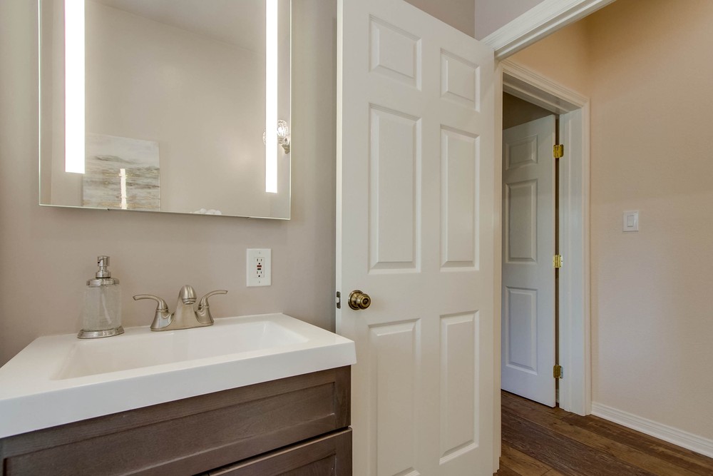Virtual tour photo 35 of 61 for 3790 Third Ave