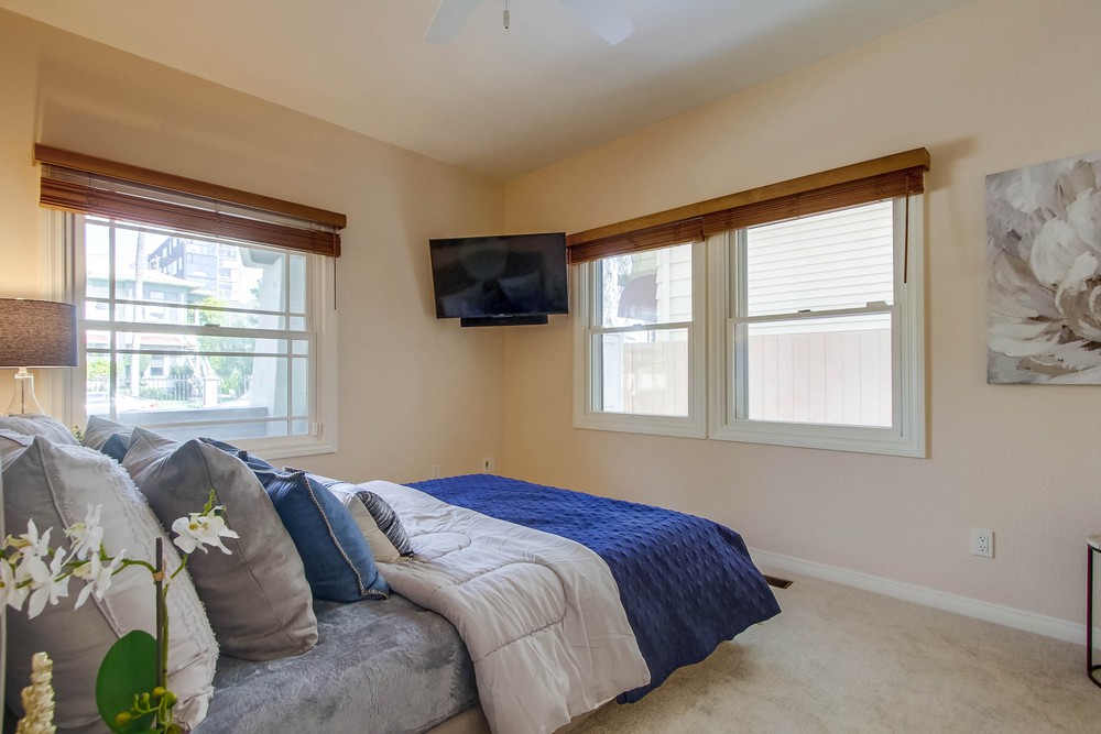 Virtual tour photo 36 of 61 for 3790 Third Ave