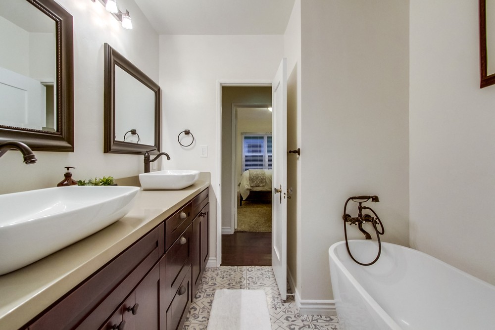 Virtual tour photo 38 of 54 for 3791 32nd St