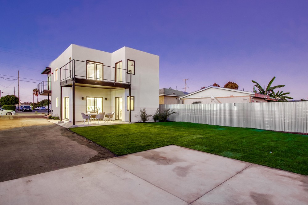 Virtual tour photo 12 of 66 for 3791 Broadway