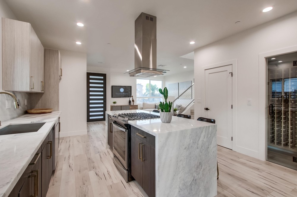 Virtual tour photo 21 of 66 for 3791 Broadway