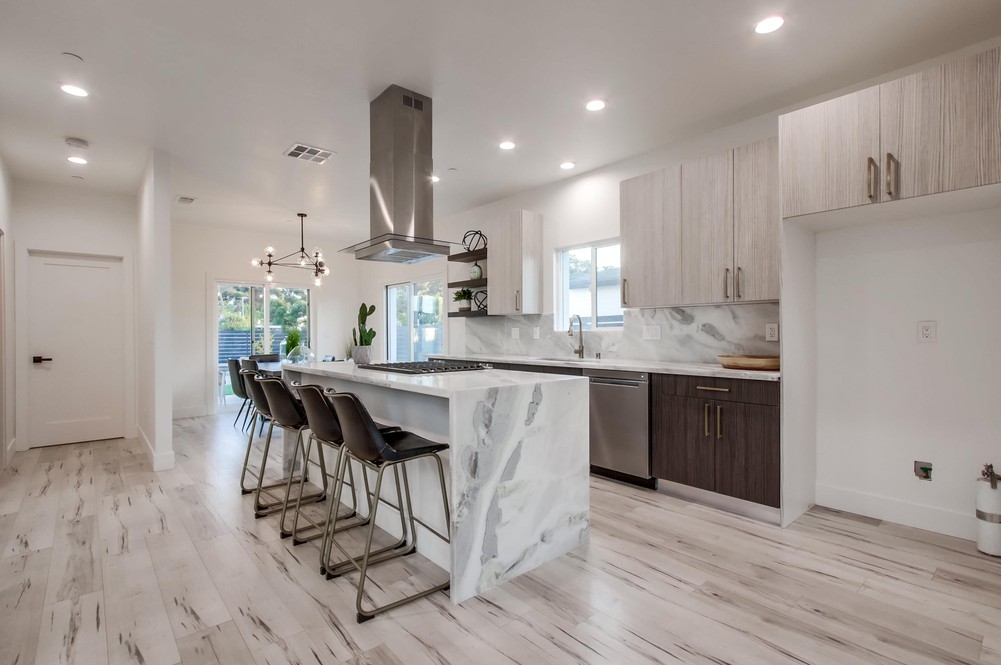 Virtual tour photo 25 of 66 for 3791 Broadway