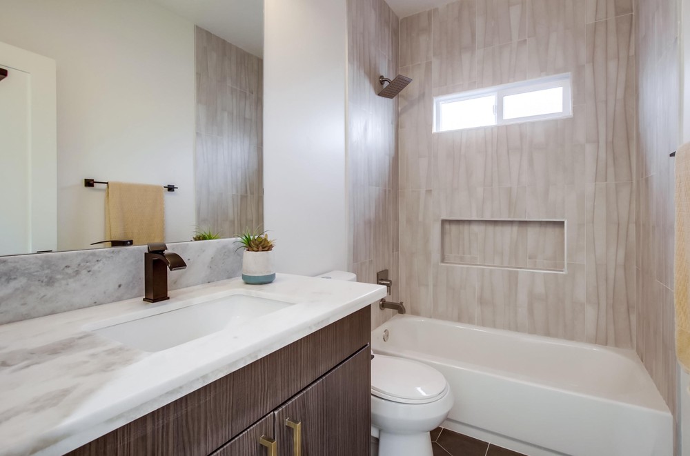 Virtual tour photo 27 of 66 for 3791 Broadway