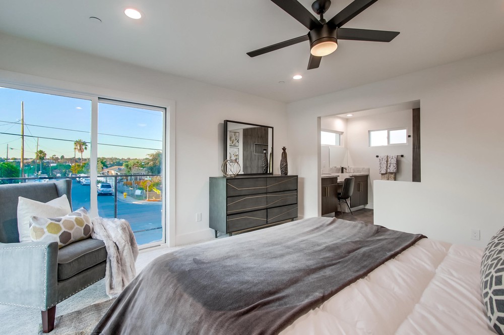 Virtual tour photo 32 of 66 for 3791 Broadway