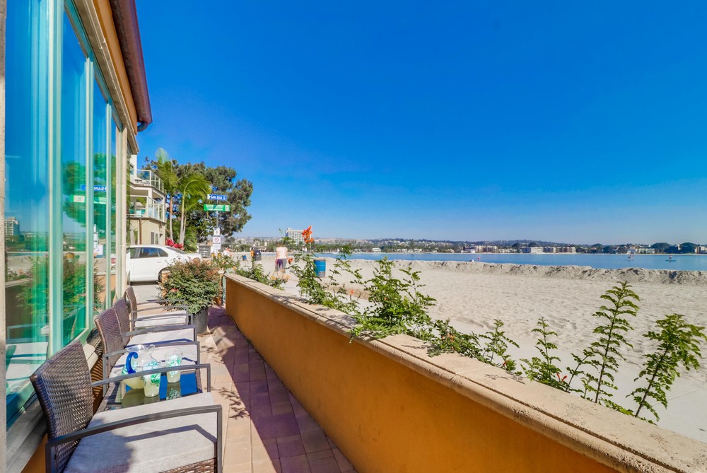 Virtual tour photo 8 of 55 for 3792 Bayside Walk