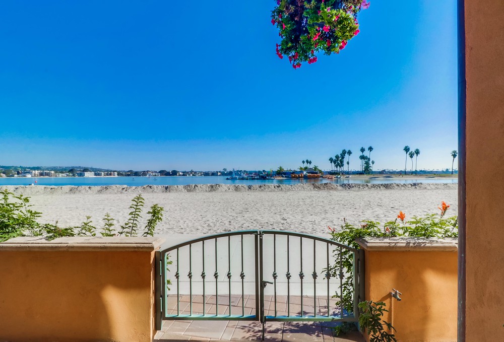 Virtual tour photo 9 of 55 for 3792 Bayside Walk