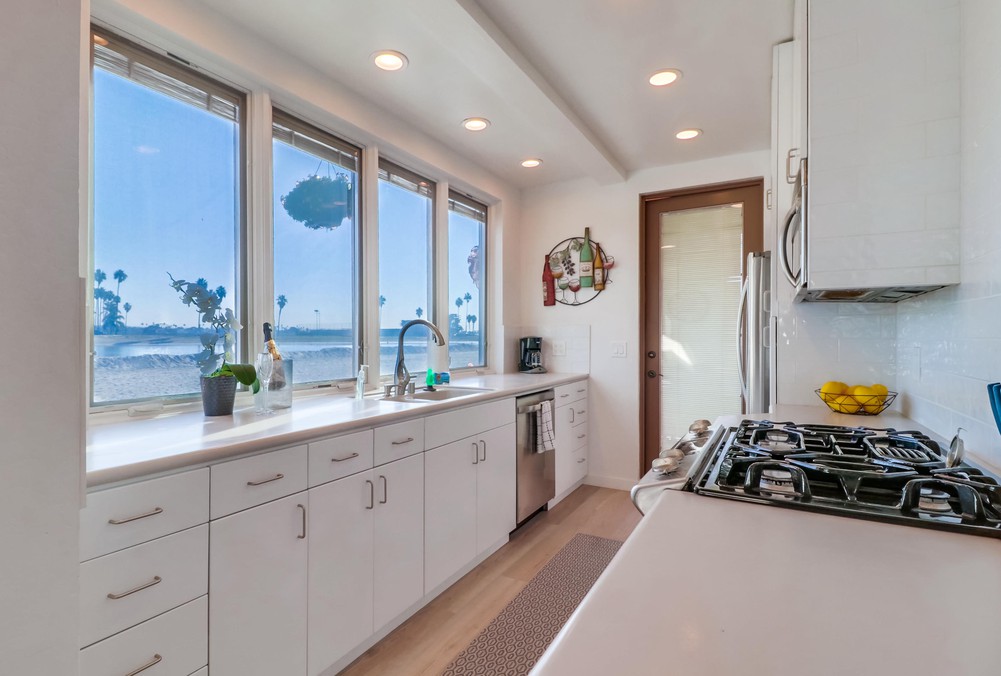 Virtual tour photo 21 of 55 for 3792 Bayside Walk