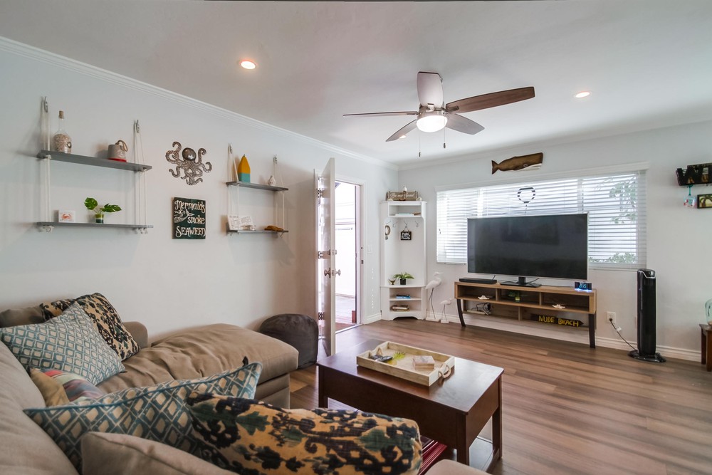 Virtual tour photo 7 of 38 for 3800 Kendall St #2