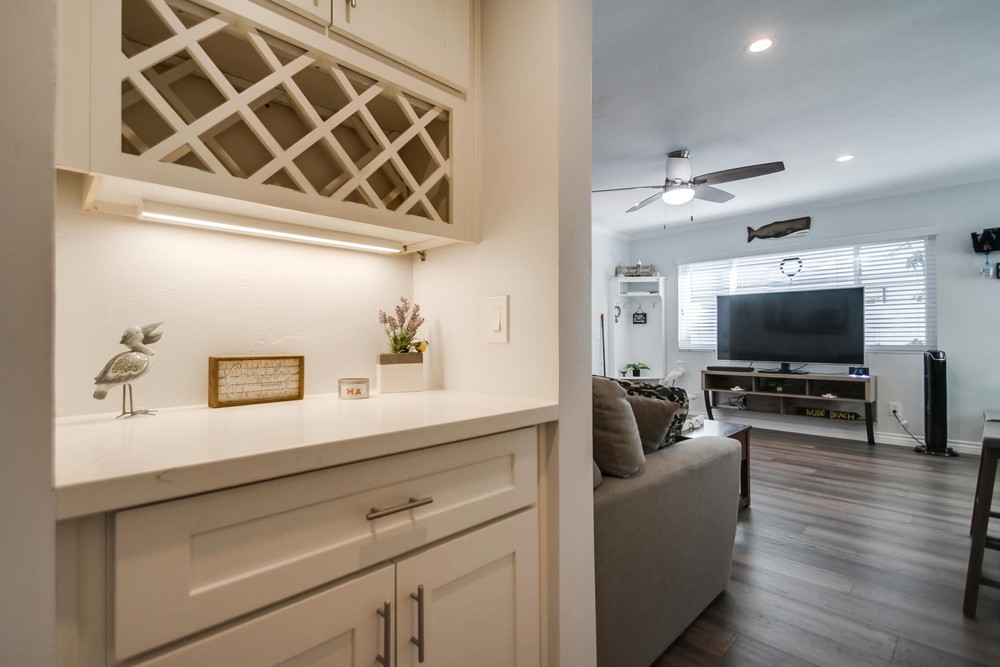 Virtual tour photo 23 of 38 for 3800 Kendall St #2