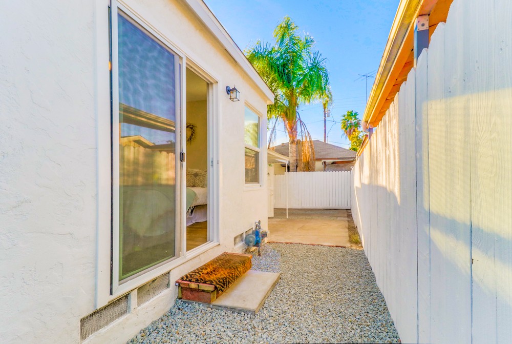 Virtual tour photo 32 of 38 for 3804 Chamoune Ave