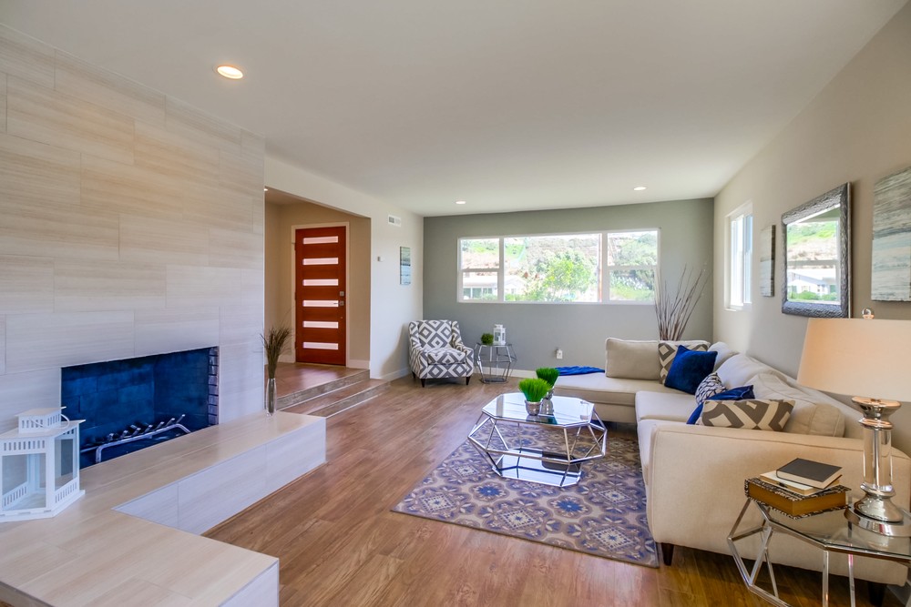 Virtual tour photo 11 of 47 for 3804 Southview Dr. San Diego