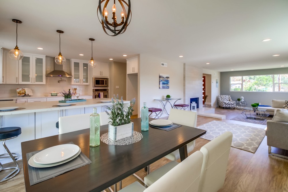 Virtual tour photo 17 of 47 for 3804 Southview Dr. San Diego