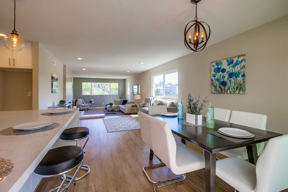 Virtual tour photo 18 of 47 for 3804 Southview Dr. San Diego