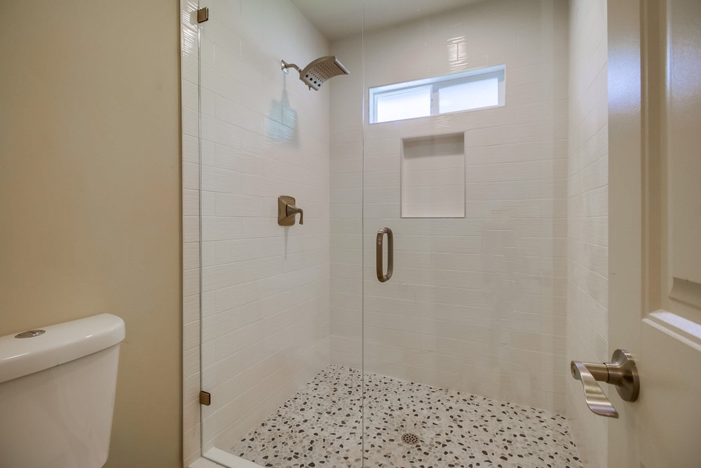 Virtual tour photo 29 of 47 for 3804 Southview Dr. San Diego