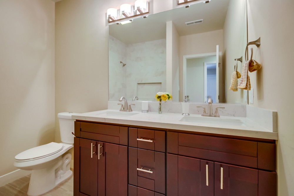 Virtual tour photo 38 of 47 for 3804 Southview Dr. San Diego