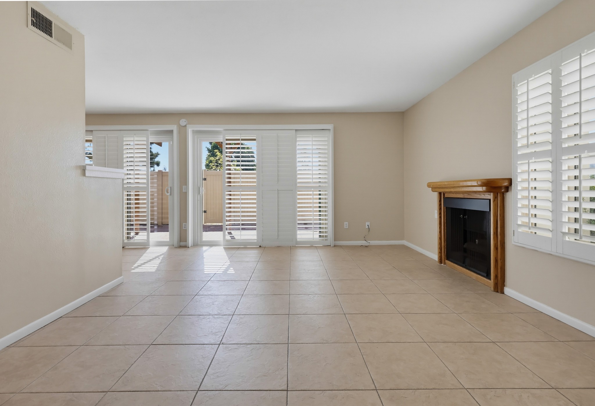 Virtual tour photo 9 of 64 for 3804 Willows Way