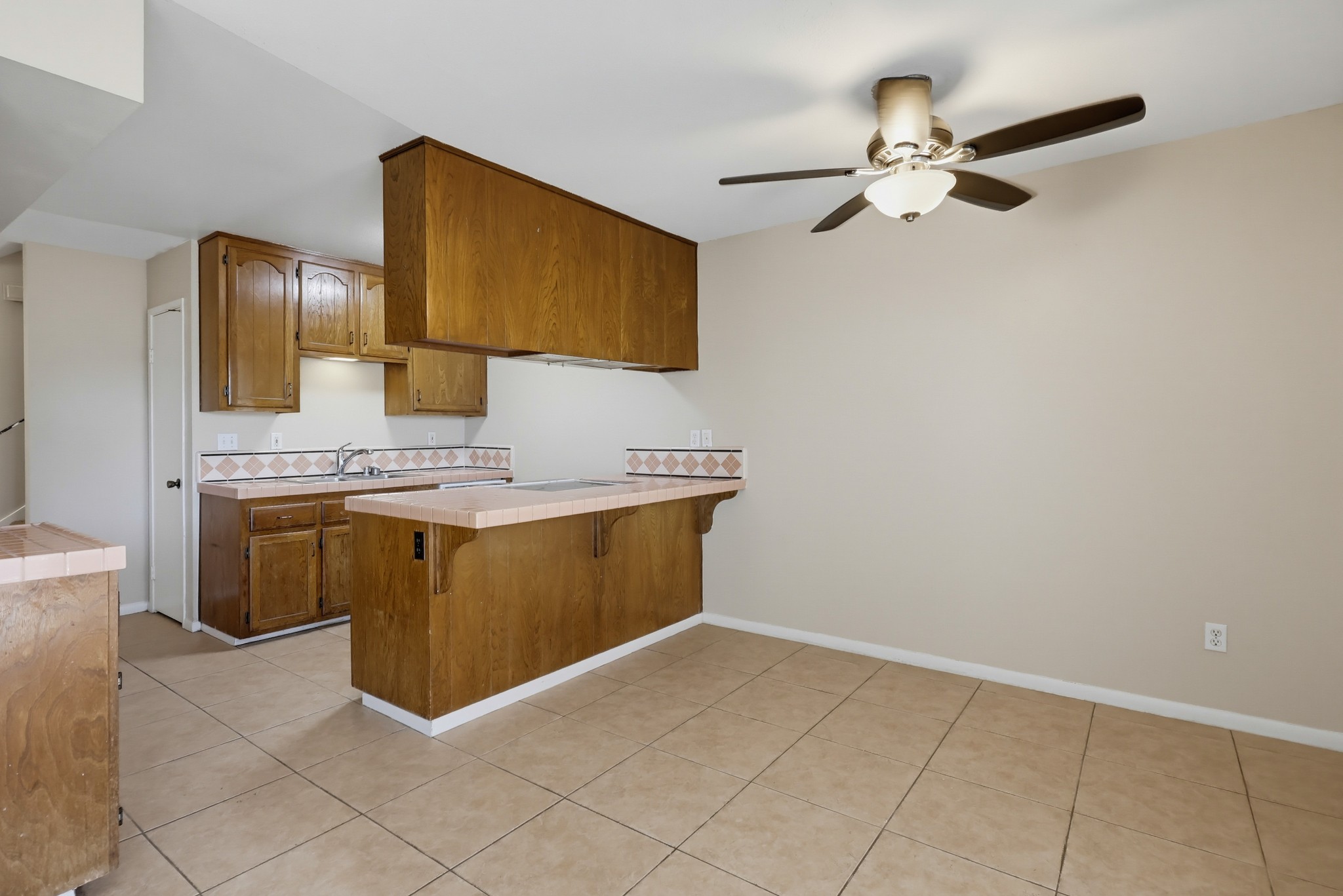 Virtual tour photo 14 of 64 for 3804 Willows Way