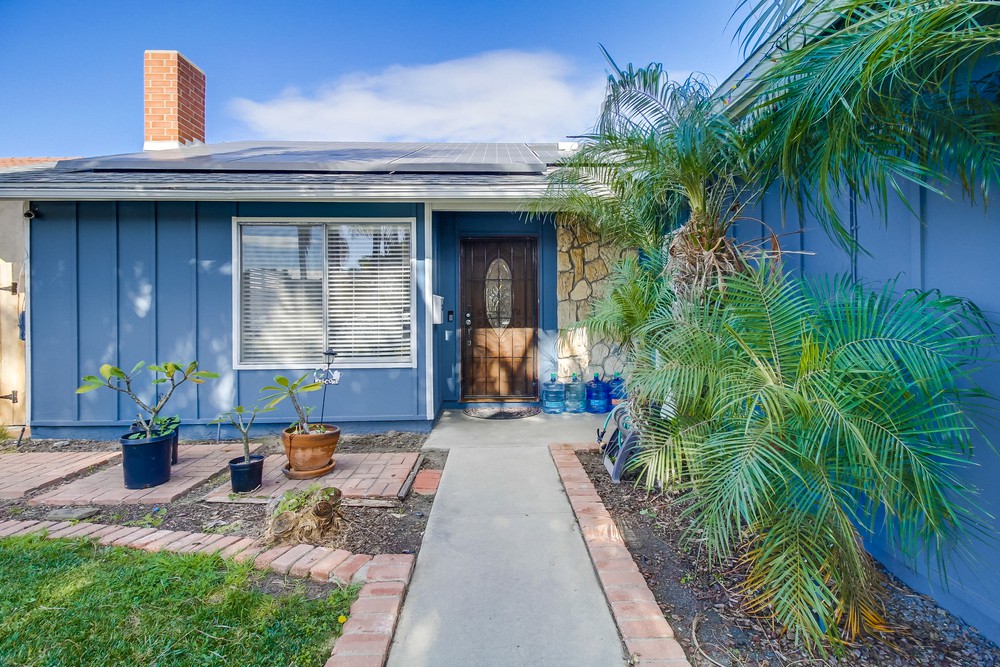 Virtual tour photo 7 of 42 for 3806 Coleman Ave
