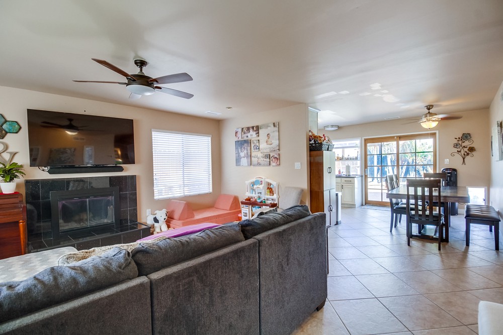Virtual tour photo 9 of 42 for 3806 Coleman Ave