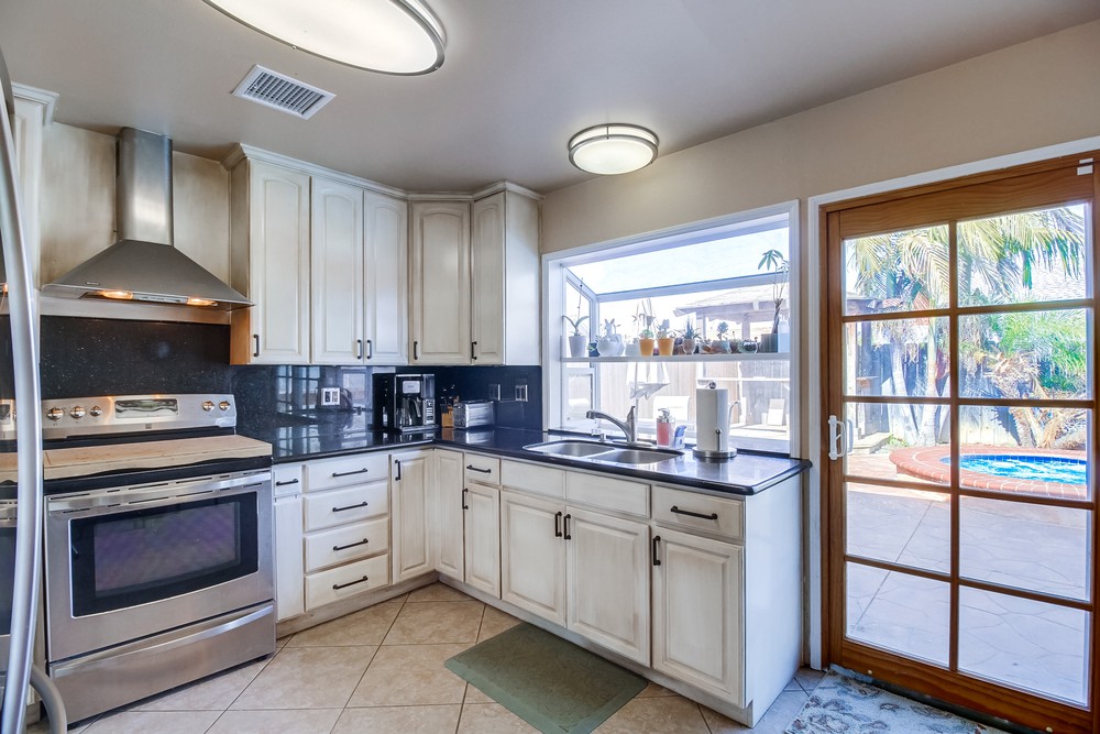 Virtual tour photo 16 of 42 for 3806 Coleman Ave
